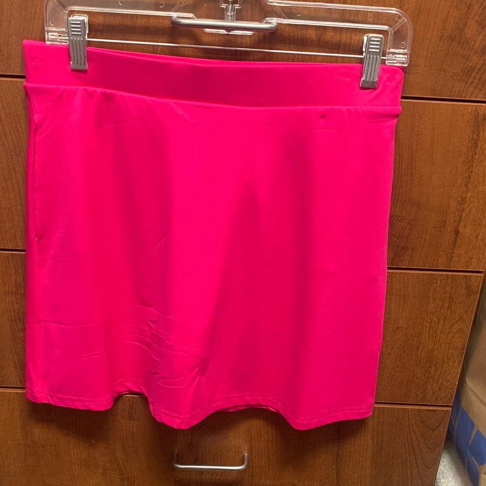 Banana Boat Vibrant Fushia Skort